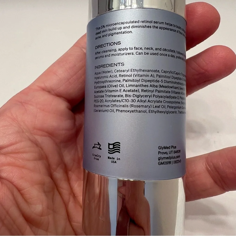 Glymed+ Retinol Rejuvenation Serum - Picture 6 of 7